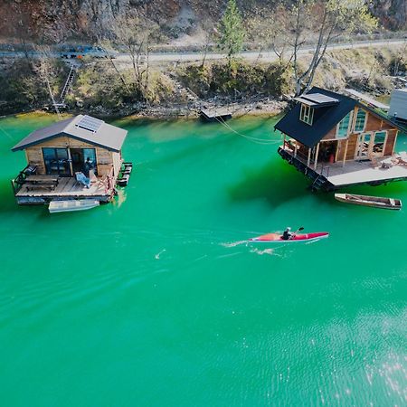 Lake House Perucac Rastiste Exteriör bild