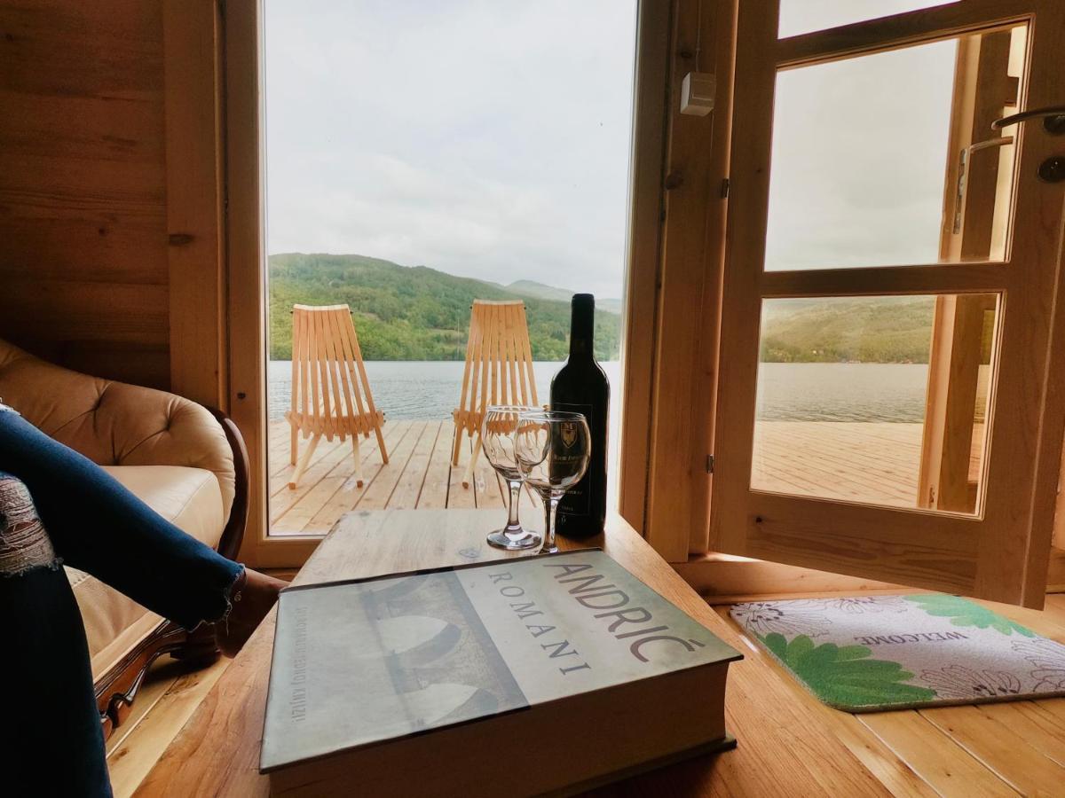 Lake House Perucac Rastiste Exteriör bild
