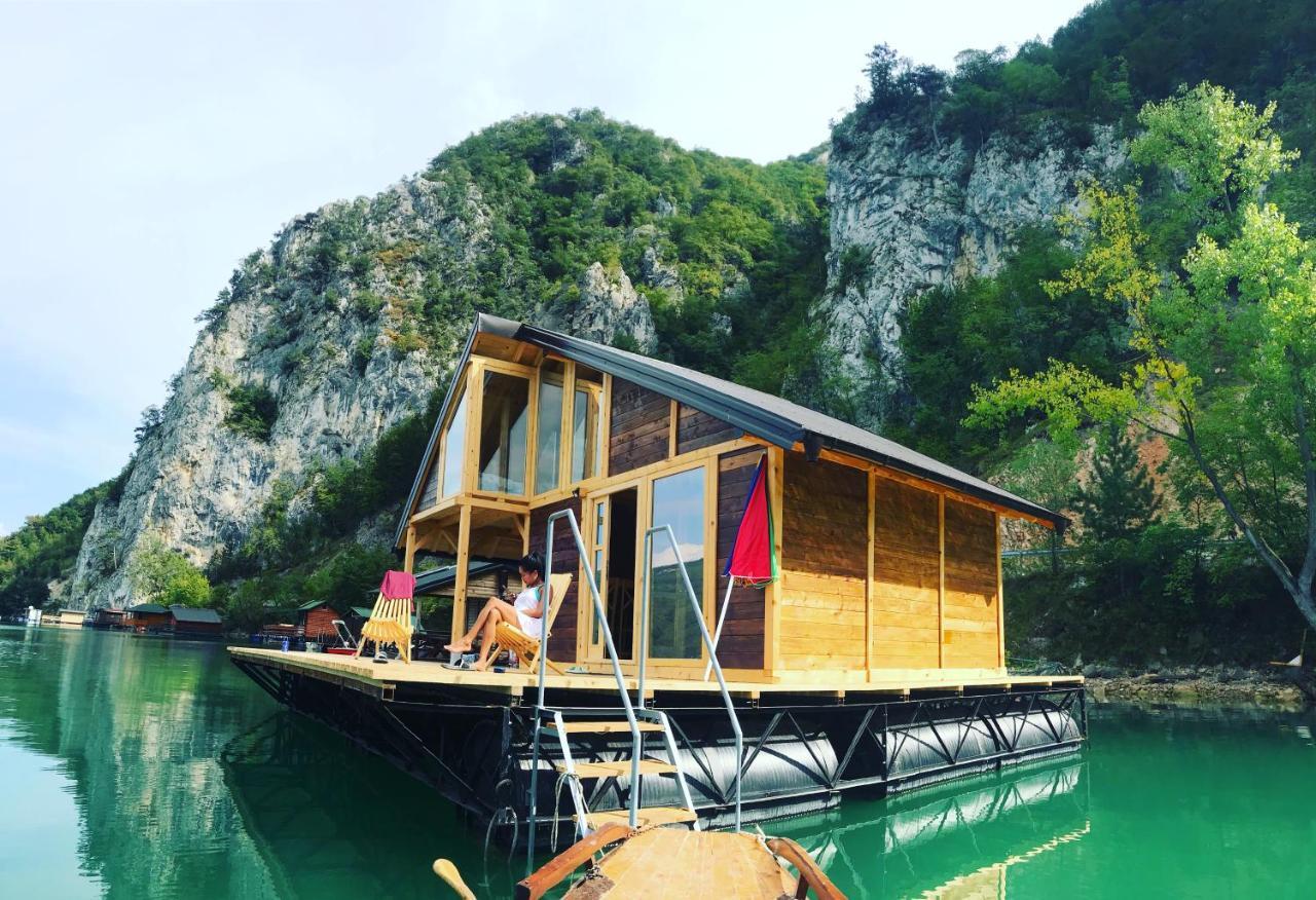 Lake House Perucac Rastiste Exteriör bild